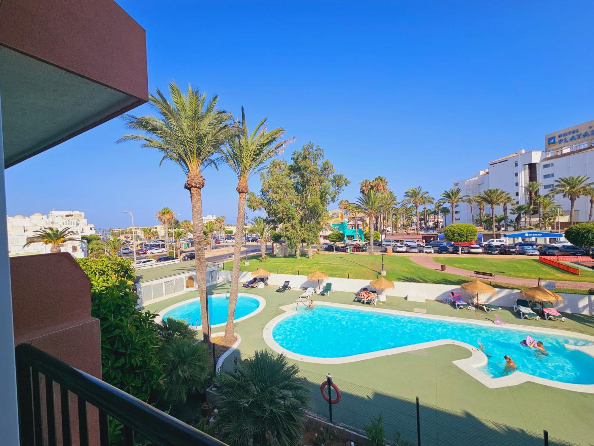 Apartamento Buganvilla Beach Roquetas de Mar Exterior photo